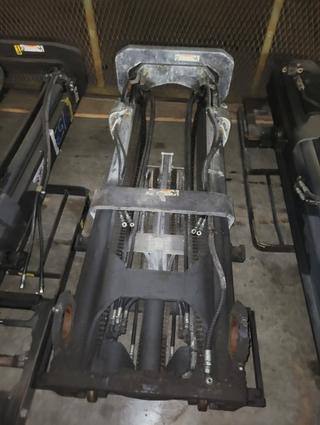 CATERPILLAR Used 188" Triple Mast