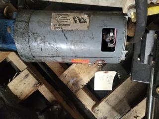 CATERPILLAR Used Power Steer Motor