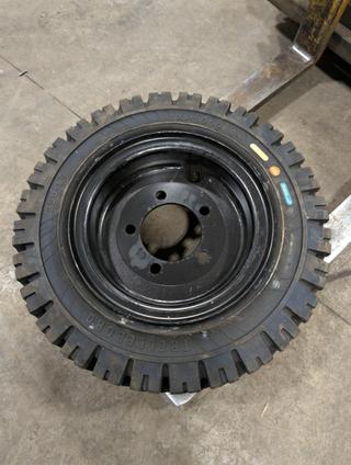 HYSTER New Steer Rim W/Tire